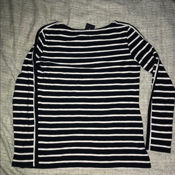 Tommy Hilfiger Tops - Tommy Hilfiger women’s long sleeve top